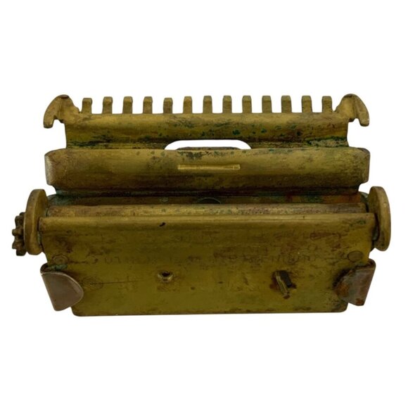 Vintage Valet Auto Strop Single Edge Safety Razor Gold 1940s Made in USA - Picture 5 of 6